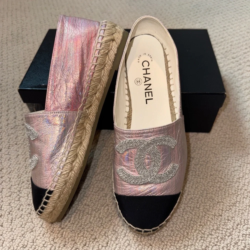AUTHENTIC CHANEL Espadrilles size 37 - Picture 5 of 10